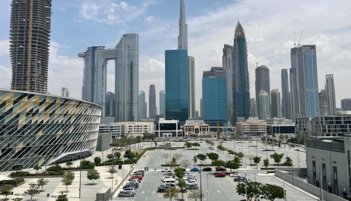 Top 10 Fastest Growing Industries in UAE for Business Success in 2026